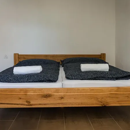 Pod 12-stka Apartment *