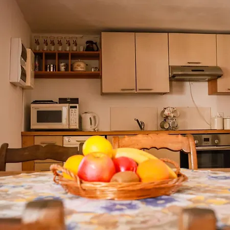 Apartment Pod 12-stka *